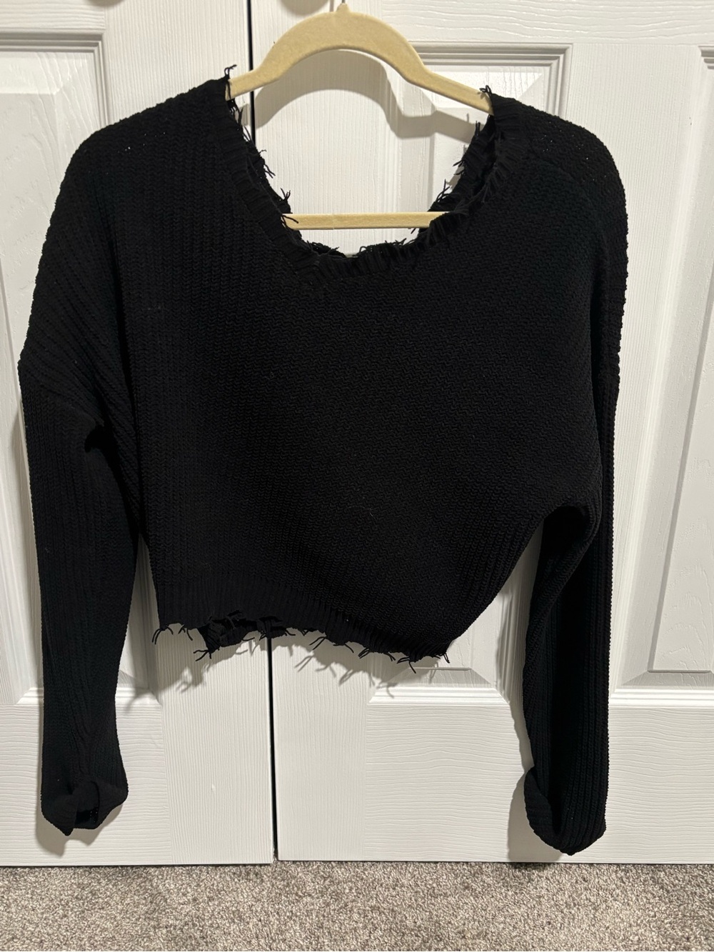 Cropped Frayed Sweater